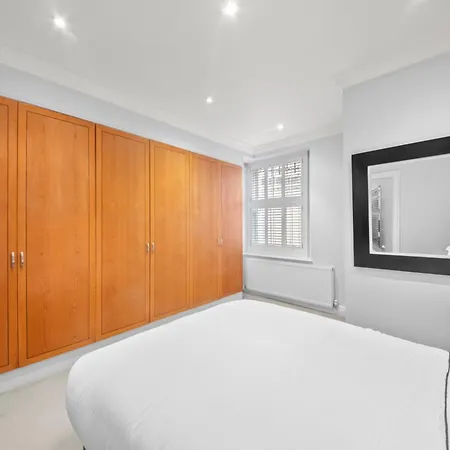 Sg, Prime South Kensington Luxury Suite Лондон Экстерьер фото